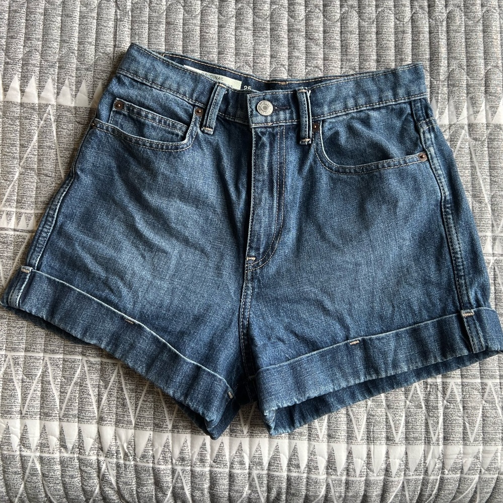 Gap High Rise Cuff Jean Short